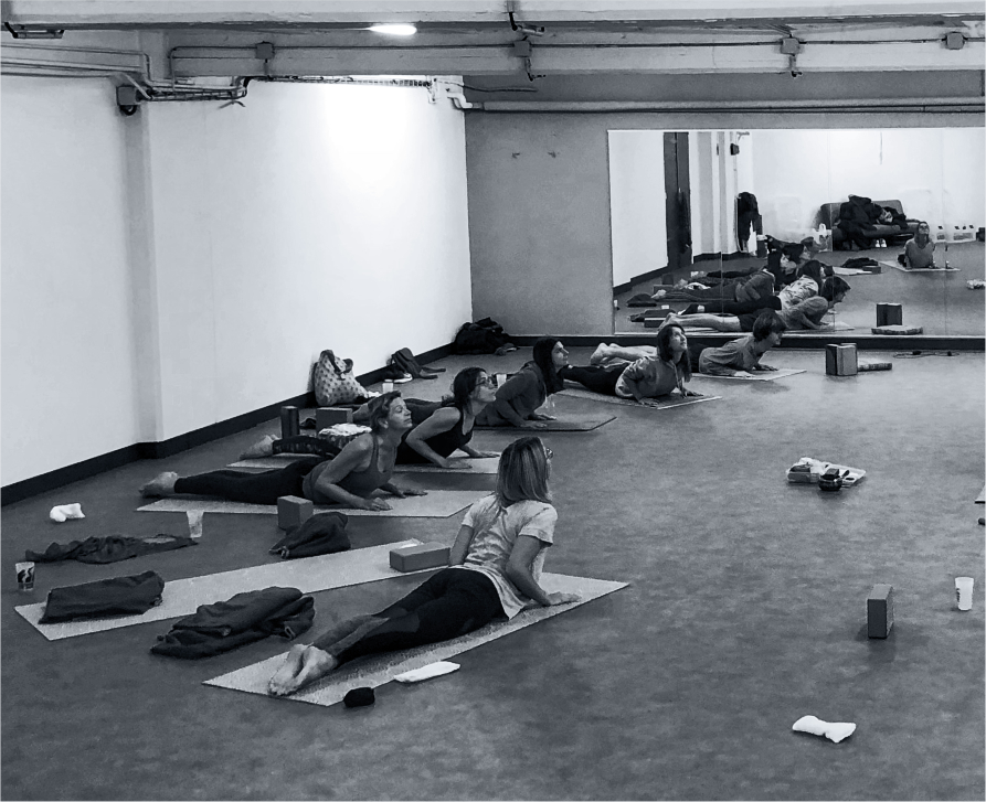 Cours de Hatha Yoga en salle